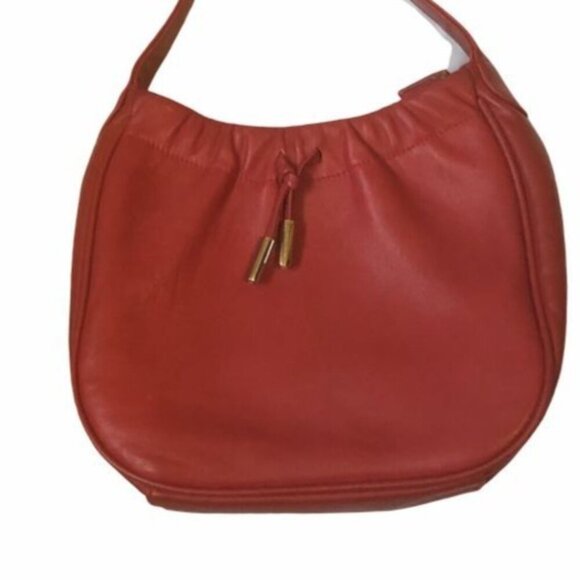Red Genuine Leather Shoulder Bag With Zippered Compartments & Gold Accents For W - Picture 3 of 7
